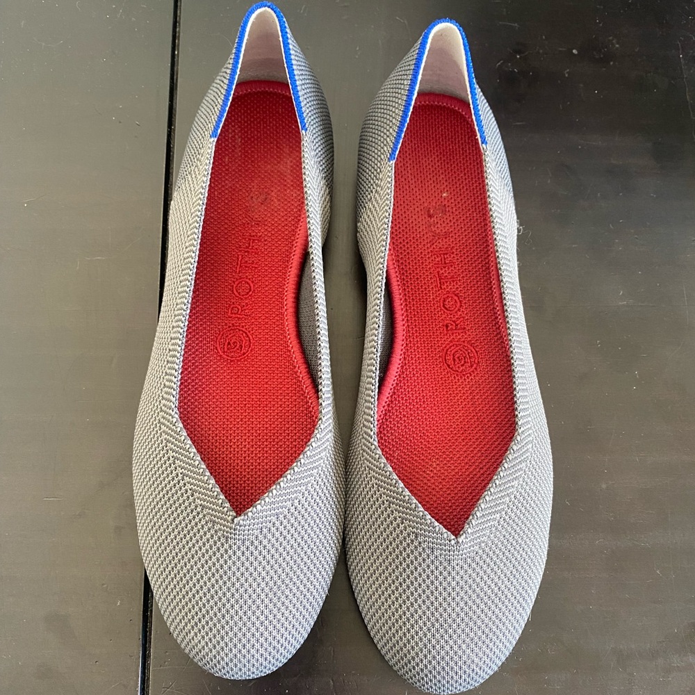 Rothy’s “The Flat” in Grey